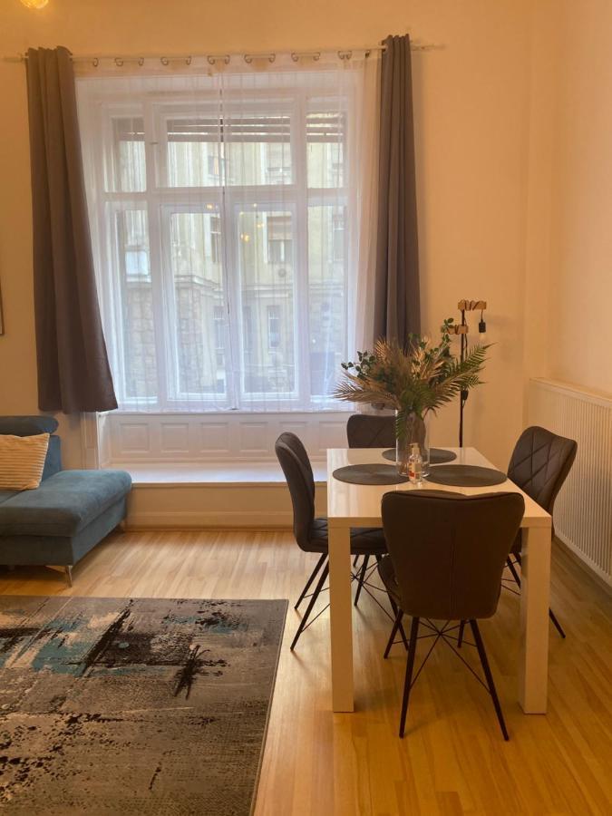 Blue Danube Apartment Downtown With Free Parking Budapest Ngoại thất bức ảnh